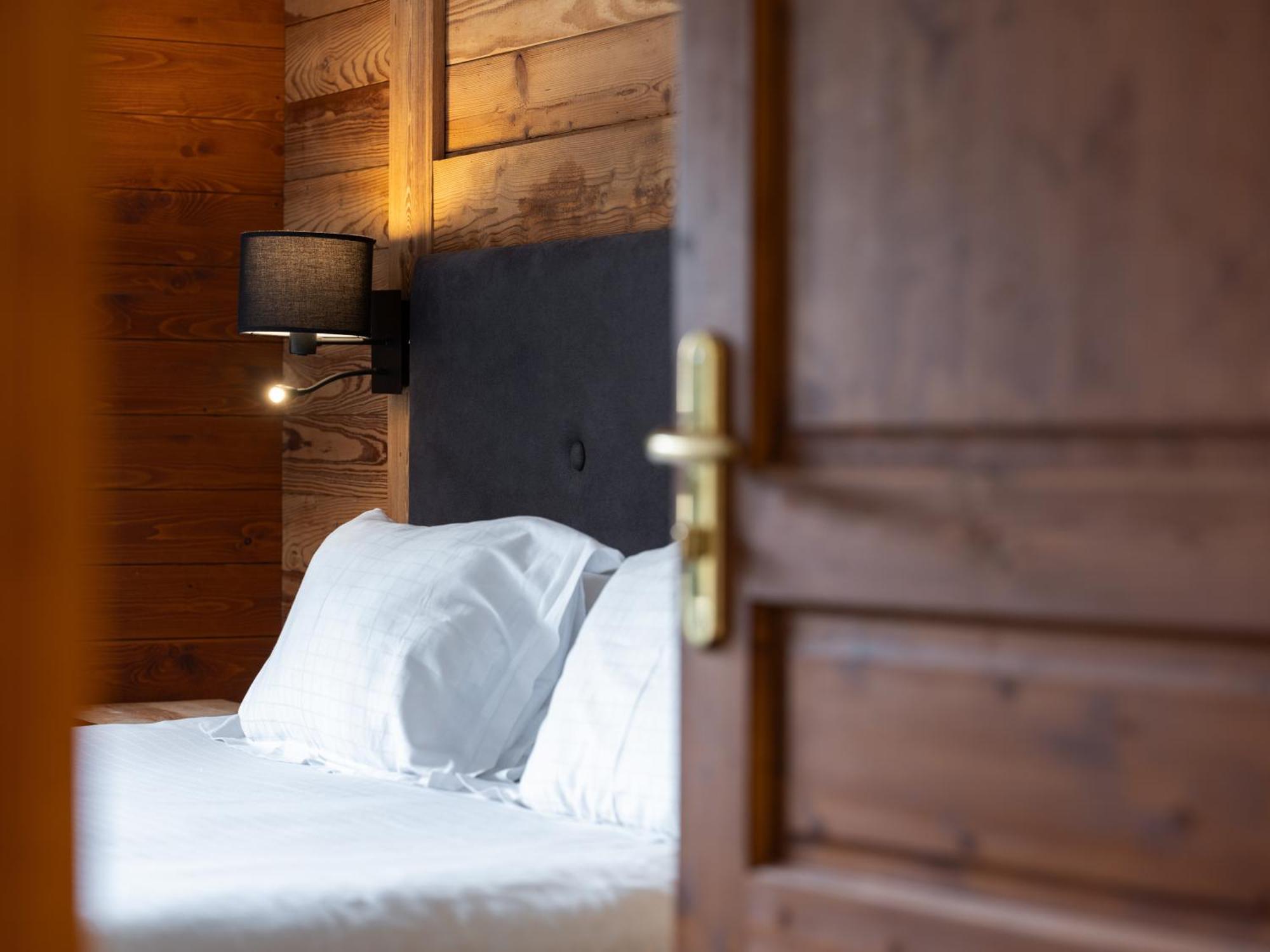 Chalet Hotel Ducs De Savoie Val-d'Isere Exterior photo