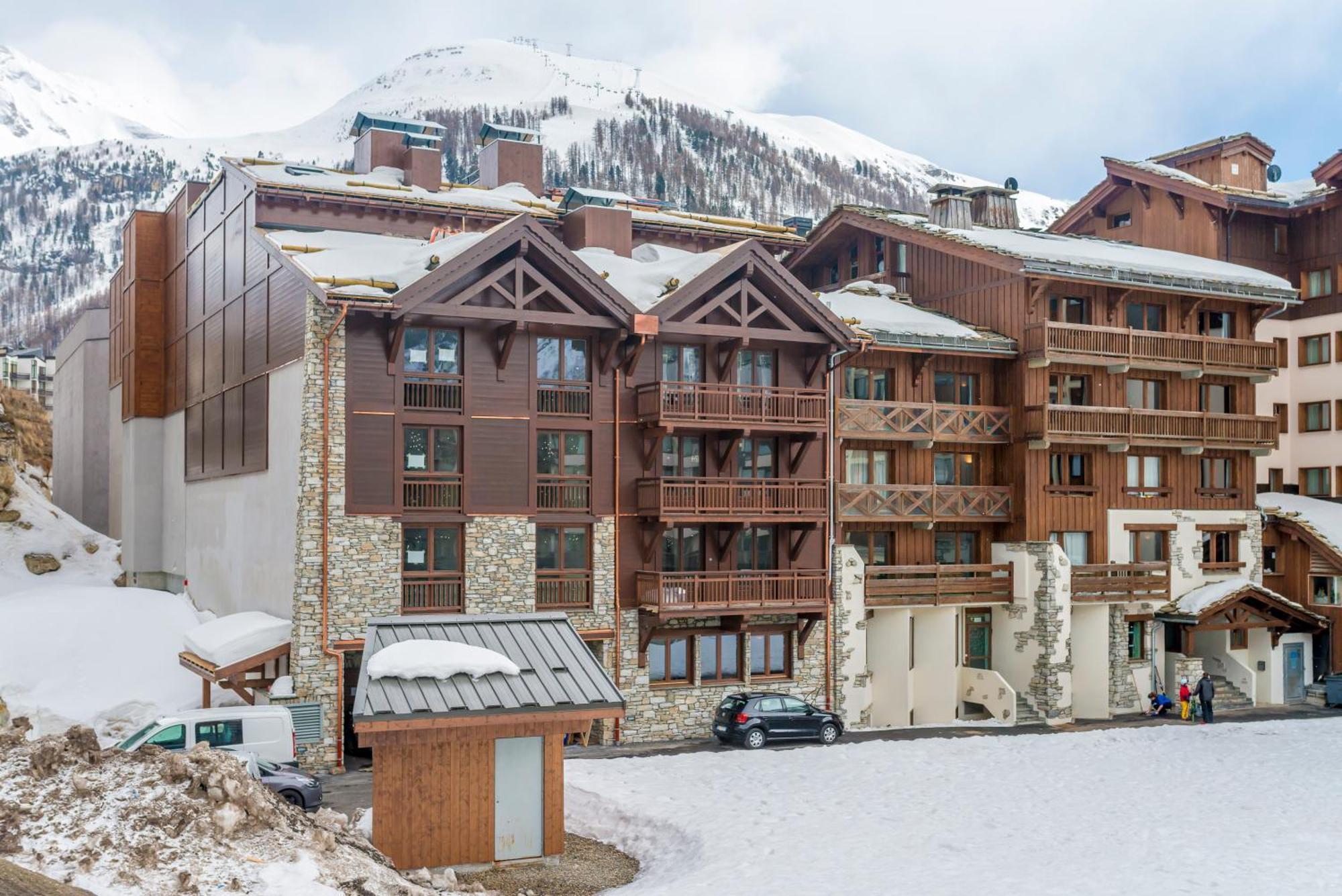 Chalet Hotel Ducs De Savoie Val-d'Isere Exterior photo
